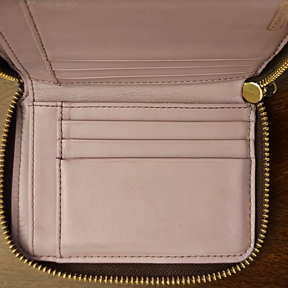 EUC COACH Vintage Zip Around Wallet Brown and Gold with Lilac Leather Interior - Picture 5 of 13